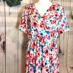 Floral Stretchy NWOT 2x Maxi Dress